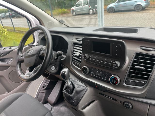 Fahrzeugabbildung Ford Transit Custom Kombi 320 L2 Trend(9Sitze/Hecktür