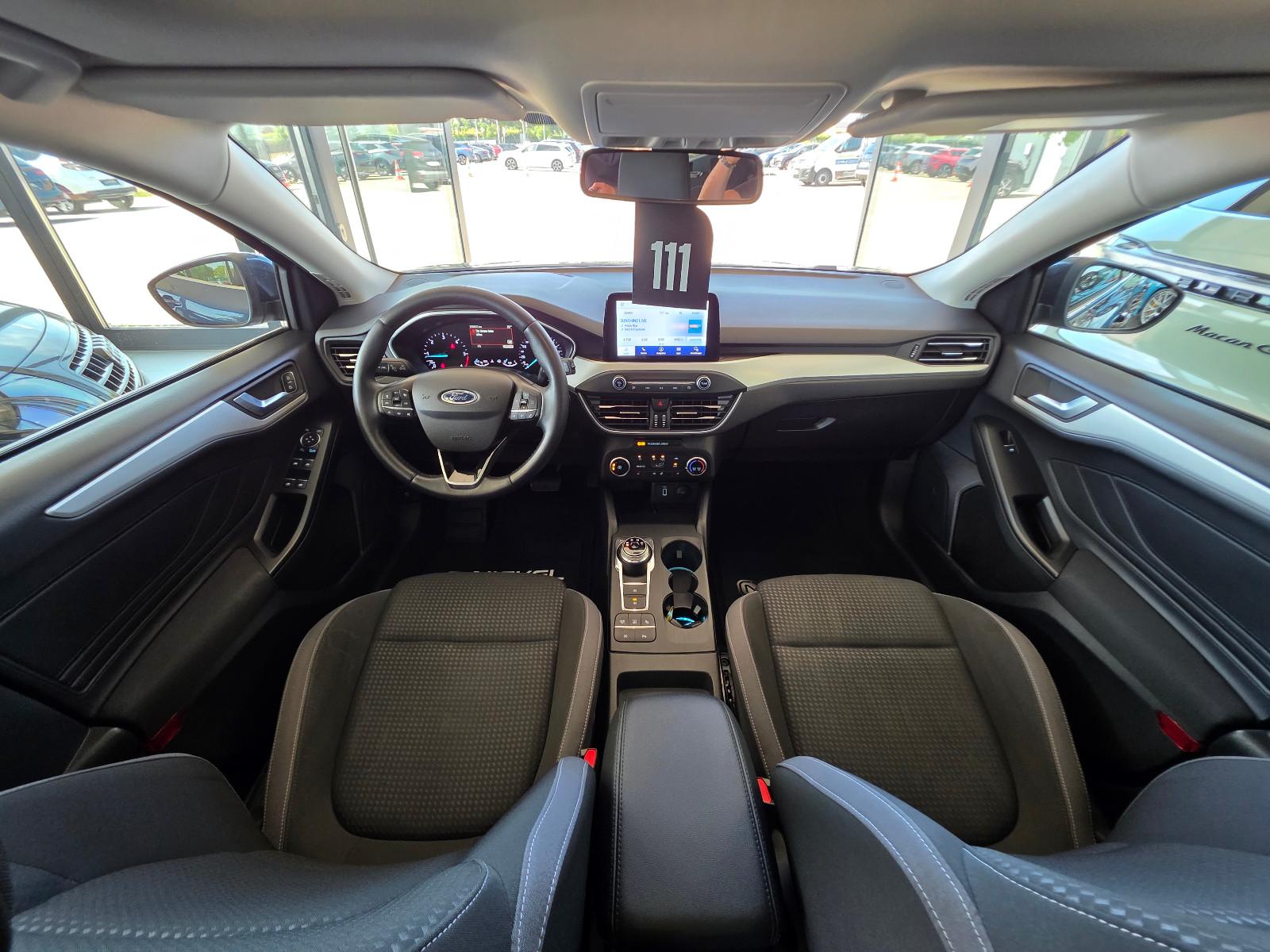 Ford Focus Tur. Titanium*Led*Ahk*Acc*Kamera*Pano*B&O*