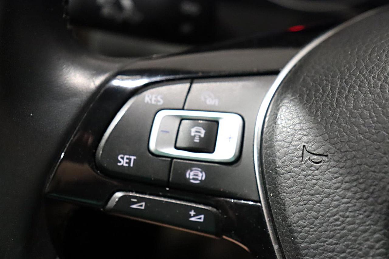 Volkswagen Golf VII IQ.DRIVE 1.6 TDI ACC PDC TEMPOMAT BT, миниатюра 14