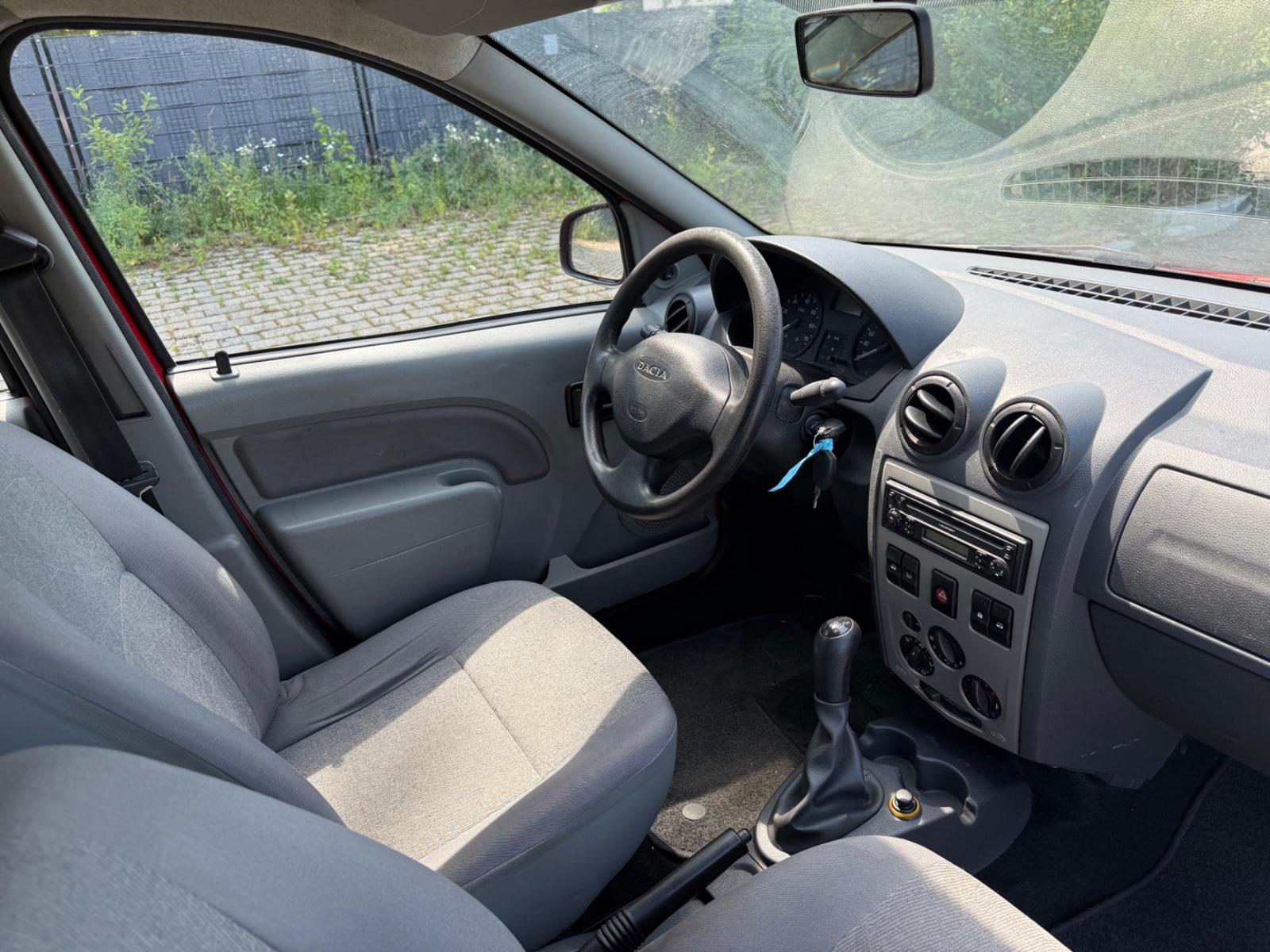 Dacia Logan 2007 — photo 8