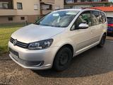 Volkswagen VW Touran Bluemotion 2.0 TDI - Volkswagen Touran aus 2011: Bluemotion