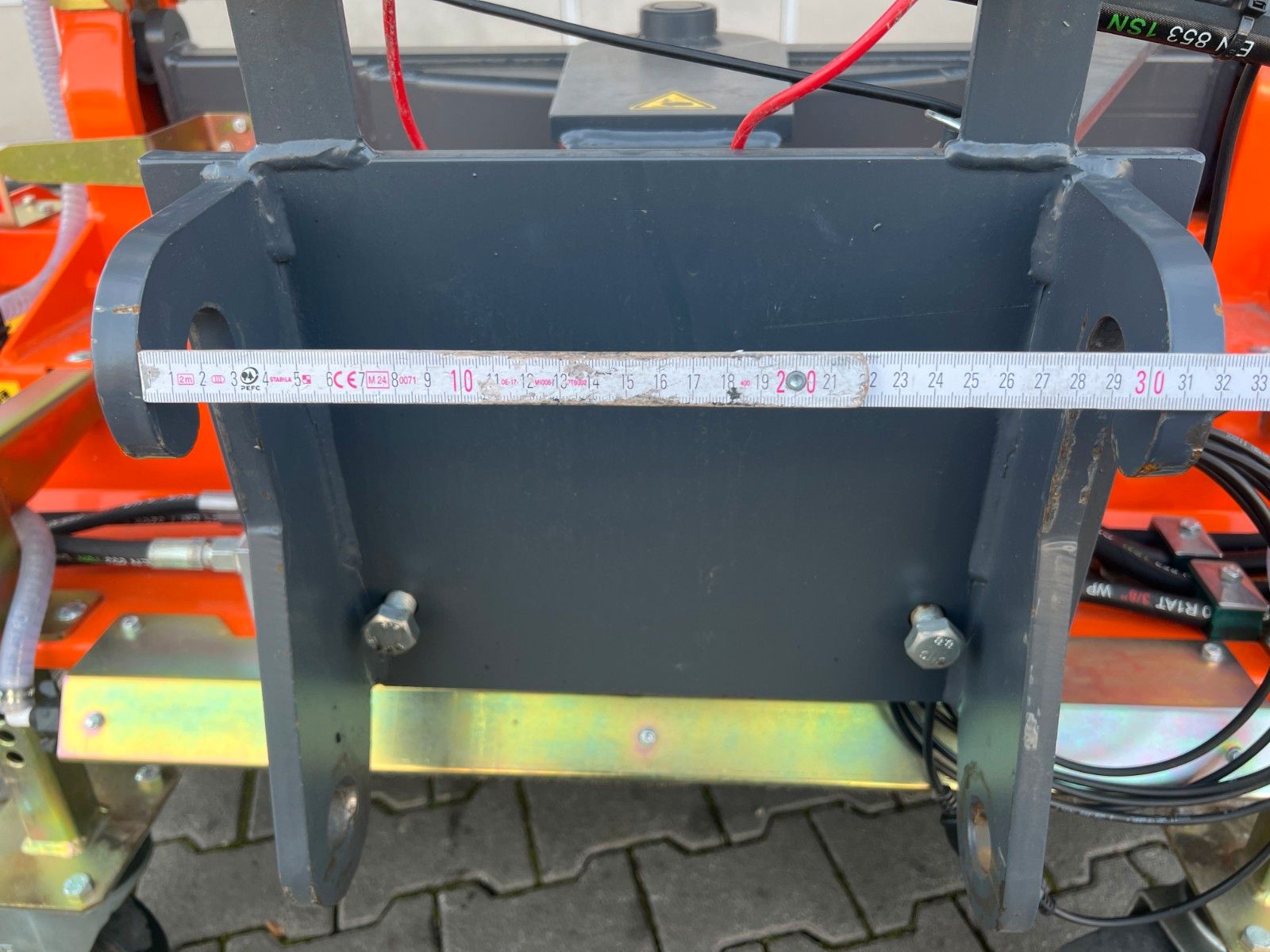 Fahrzeugabbildung Andere Bema 20 BK Kehrmaschine / Kramer 5040 / 2023