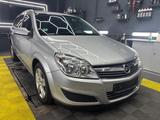 Opel Astra Caravan 1.6 Ecotec 85kW - Opel Astra: Caravan