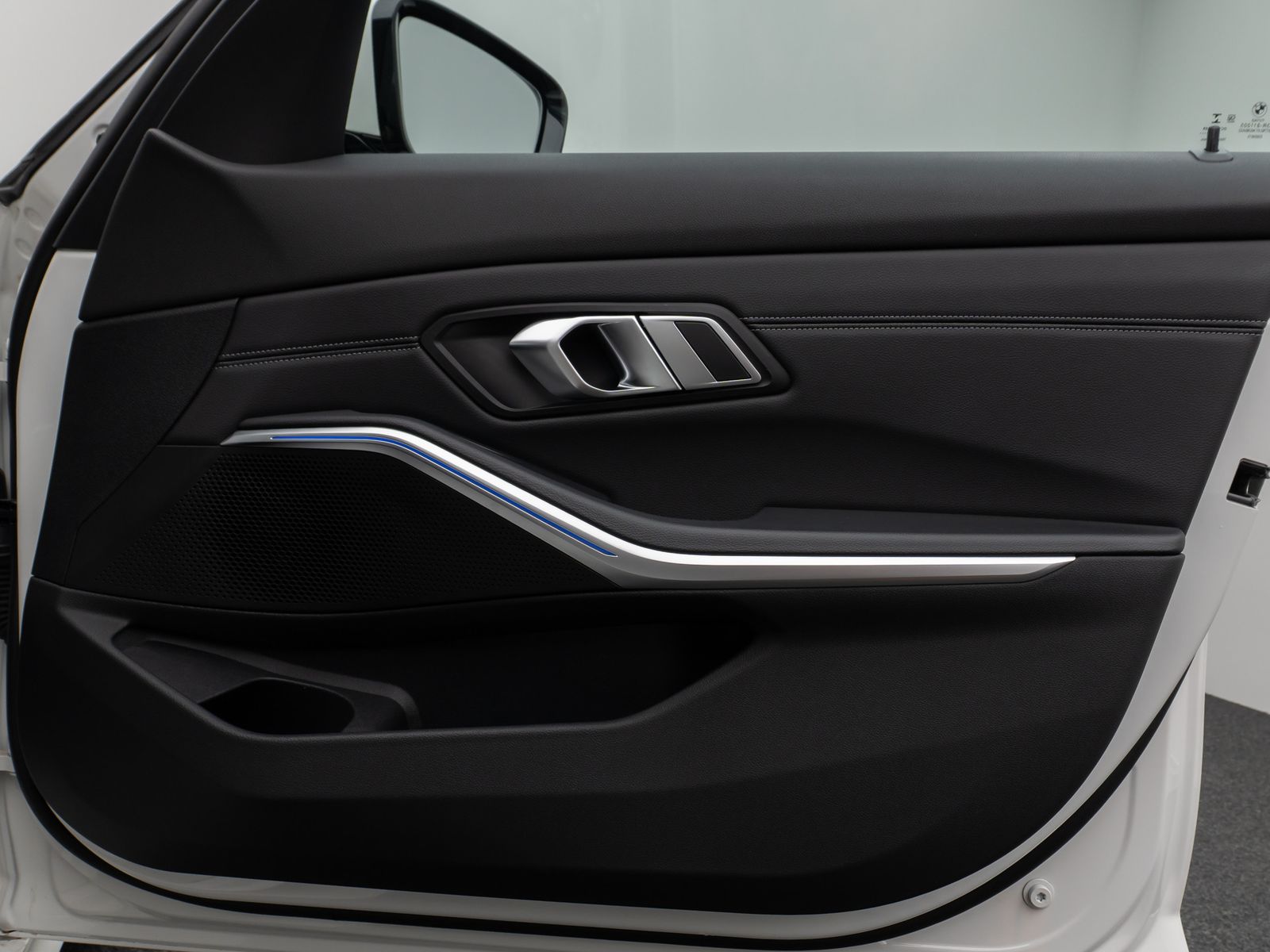 Fahrzeugabbildung BMW 320d SportLine DAB PDC Geschwindigkeitsreg Sport