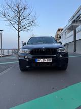 BMW X5 xDrive30d -M-Paket Sportautomatik - BMW X5: Sport Paket