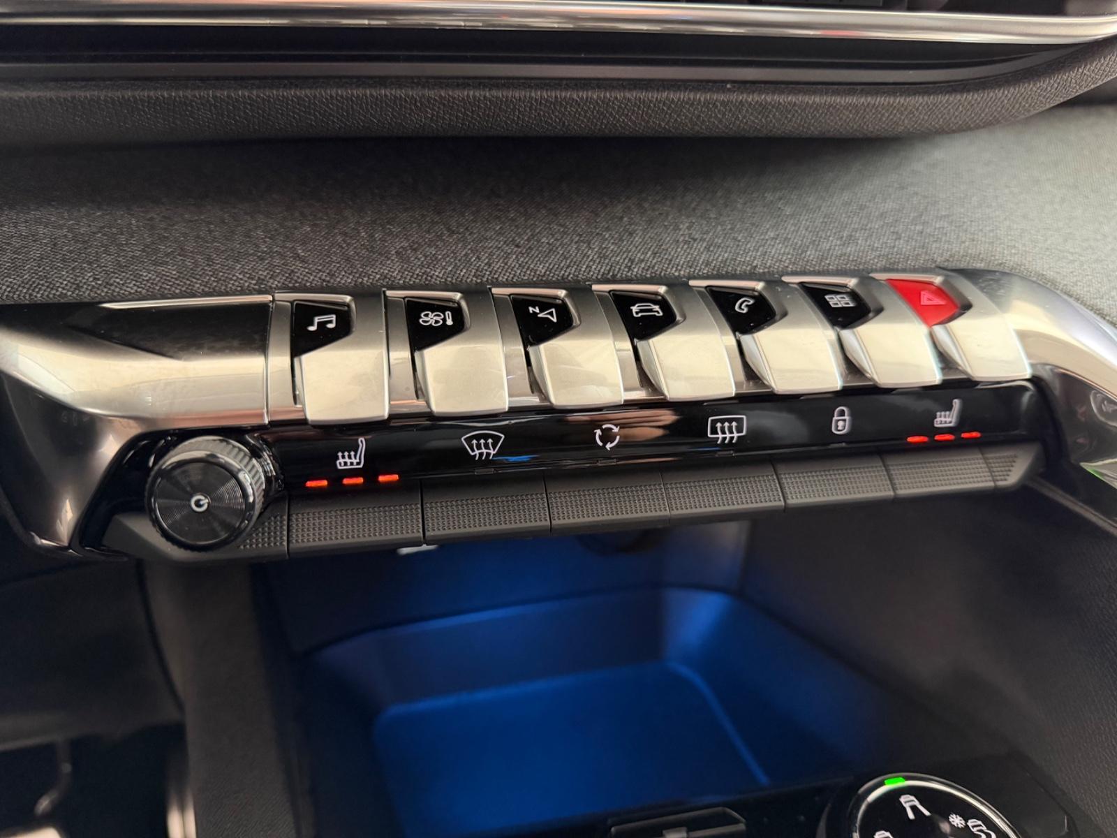 Peugeot 3008 Crossway/Automatik/DAB/Sitzheiz/Klima/AHK