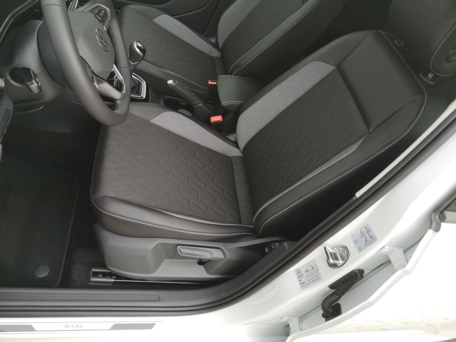 Volkswagen T-Cross - Bild 22