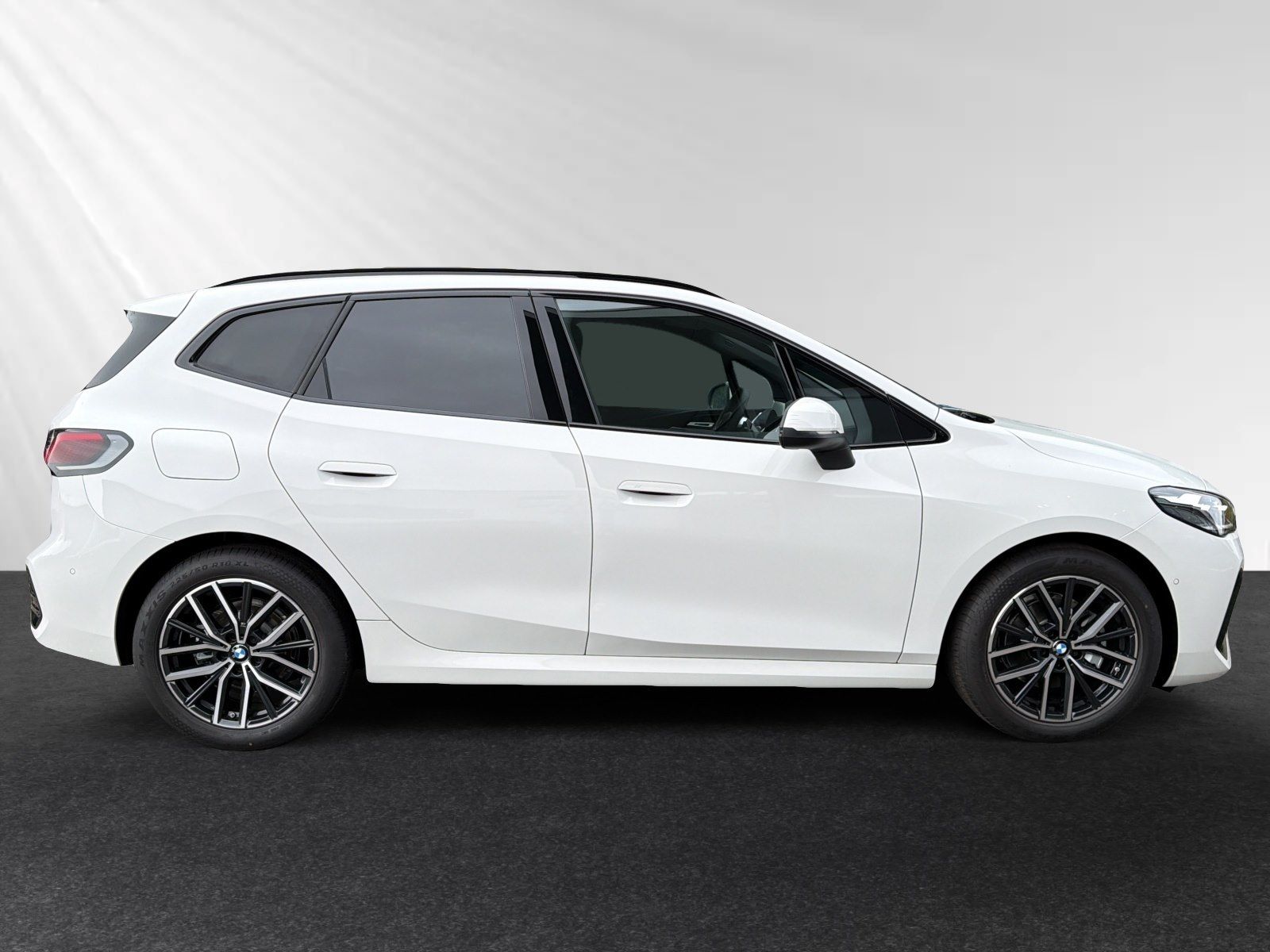 BMW 218 Active Tourer - Bild 2