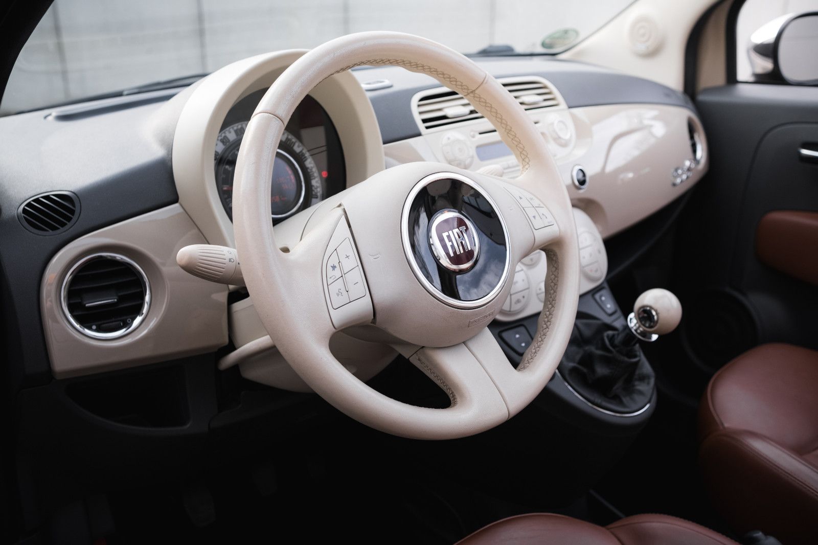 Fahrzeugabbildung Fiat 500C Cabrio Sport-Klima-PDC-Sitzheiz.-Blue&Me