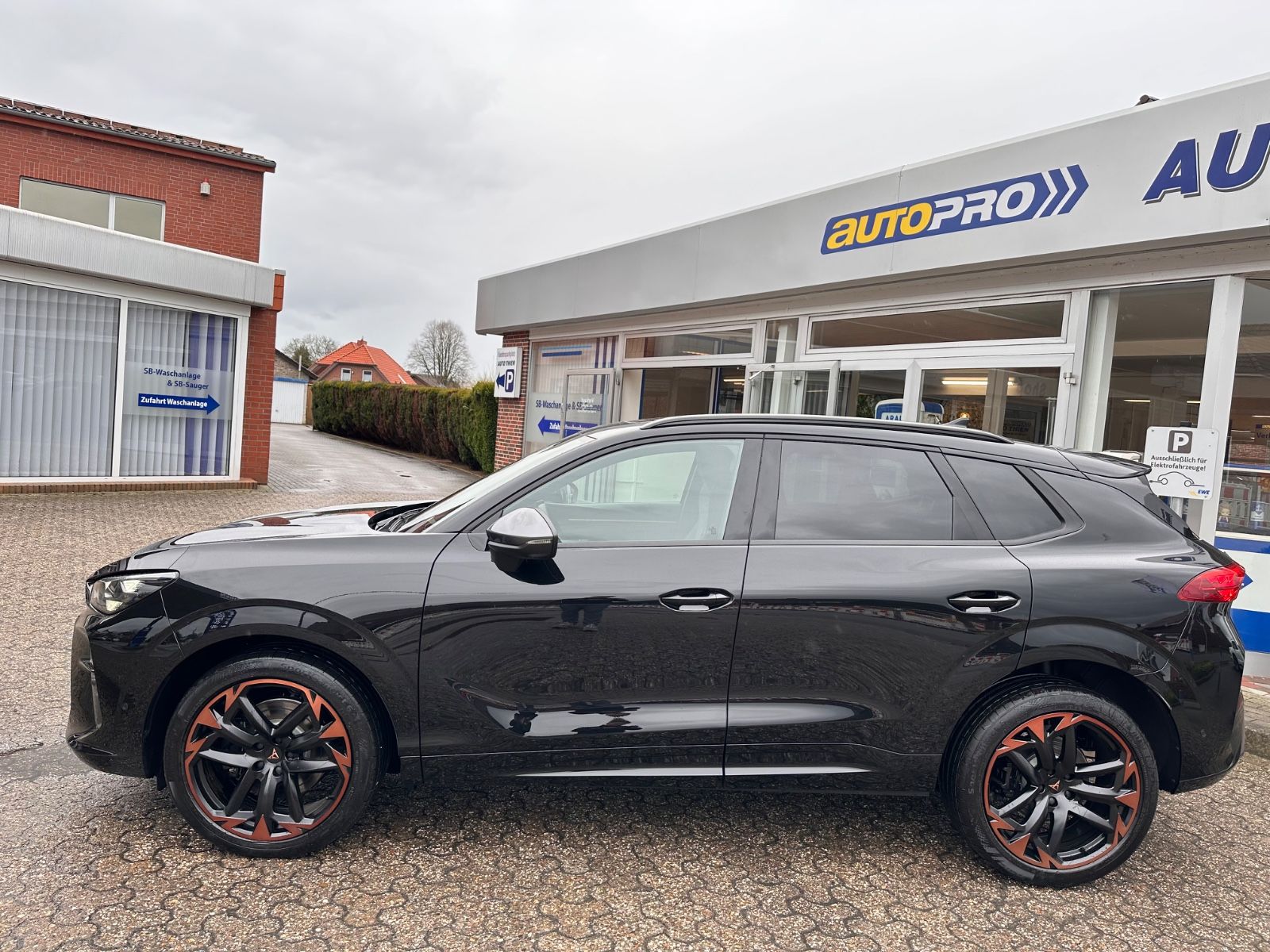 Fahrzeugabbildung CUPRA Terramar VZ 2.0 TSI 4Dr DSG Matrix/Pano/AHK/ACC