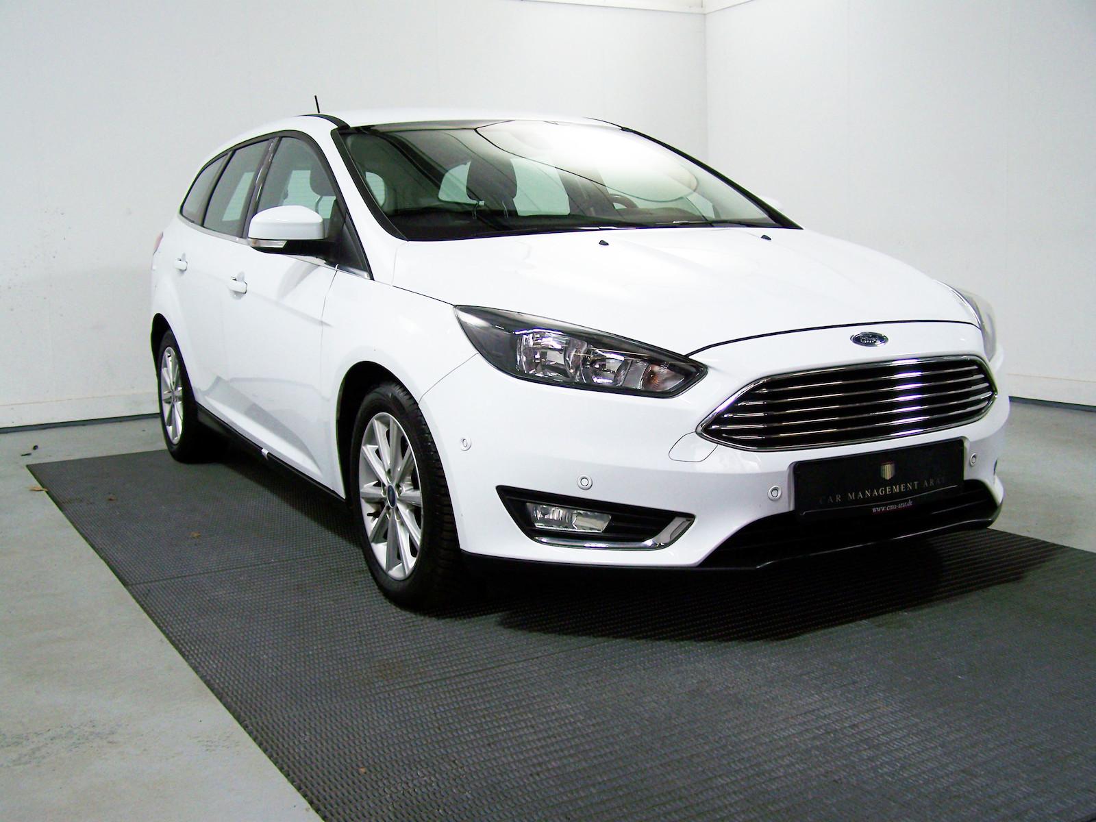 Ford Focus Turnier 1.0 EcoBoost Titanium AUTOM 1.H