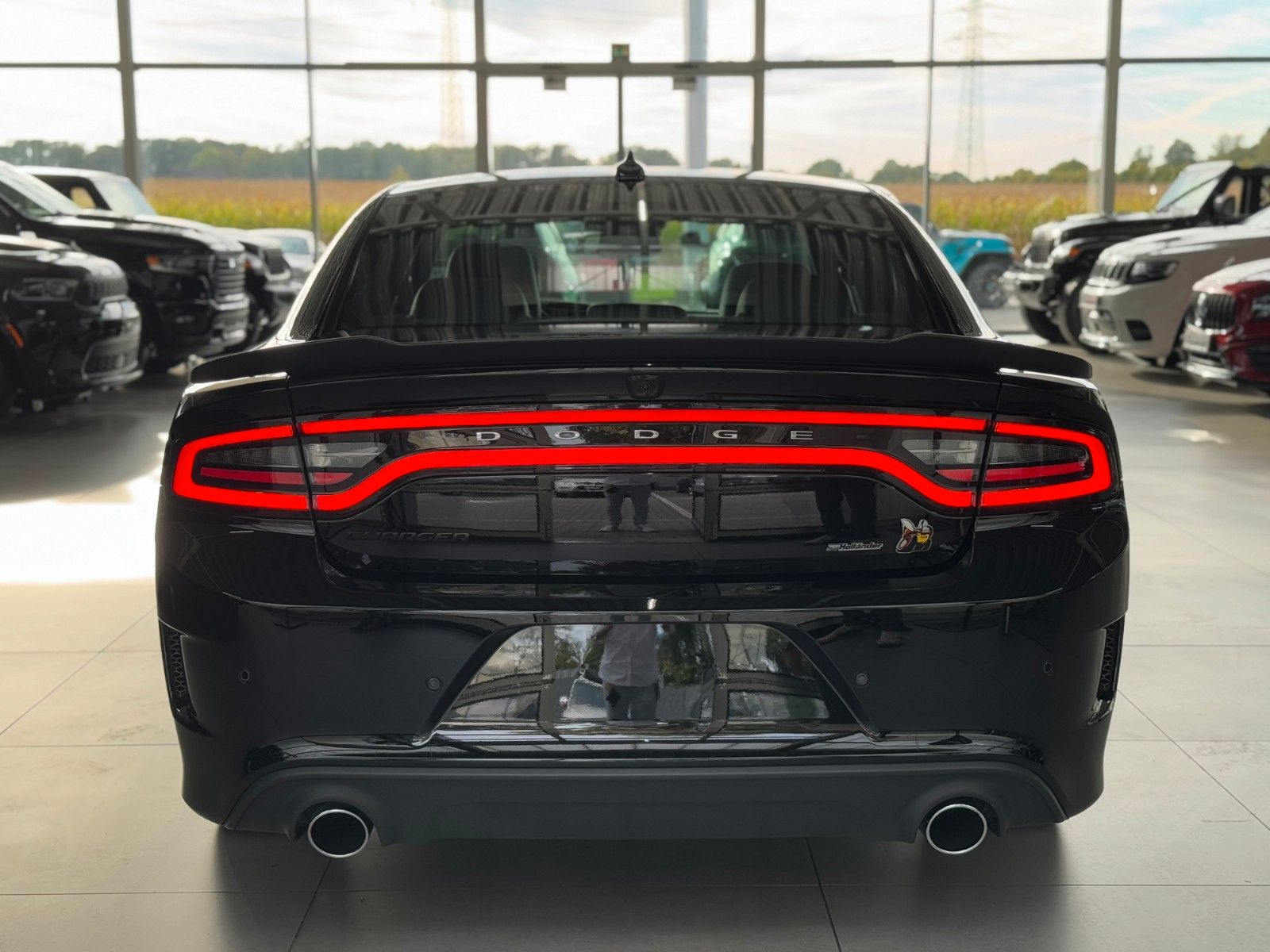 Fahrzeugabbildung Dodge Charger 6,4l V8 RT ScatPack "Technology Group"