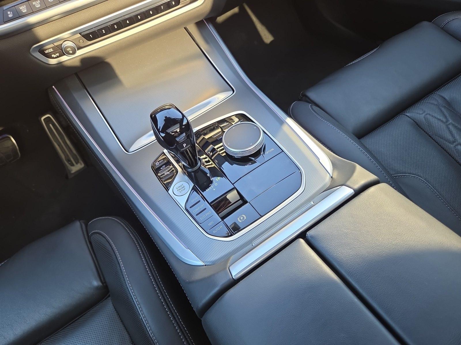 BMW X5 xDrive30d AHK Laser HEAD-UP SITZBELÜFT PANO
