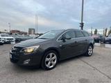 Opel OPEL Astra 2.0 CDTI 160 CV ST Cosmo S - Opel Astra: 160