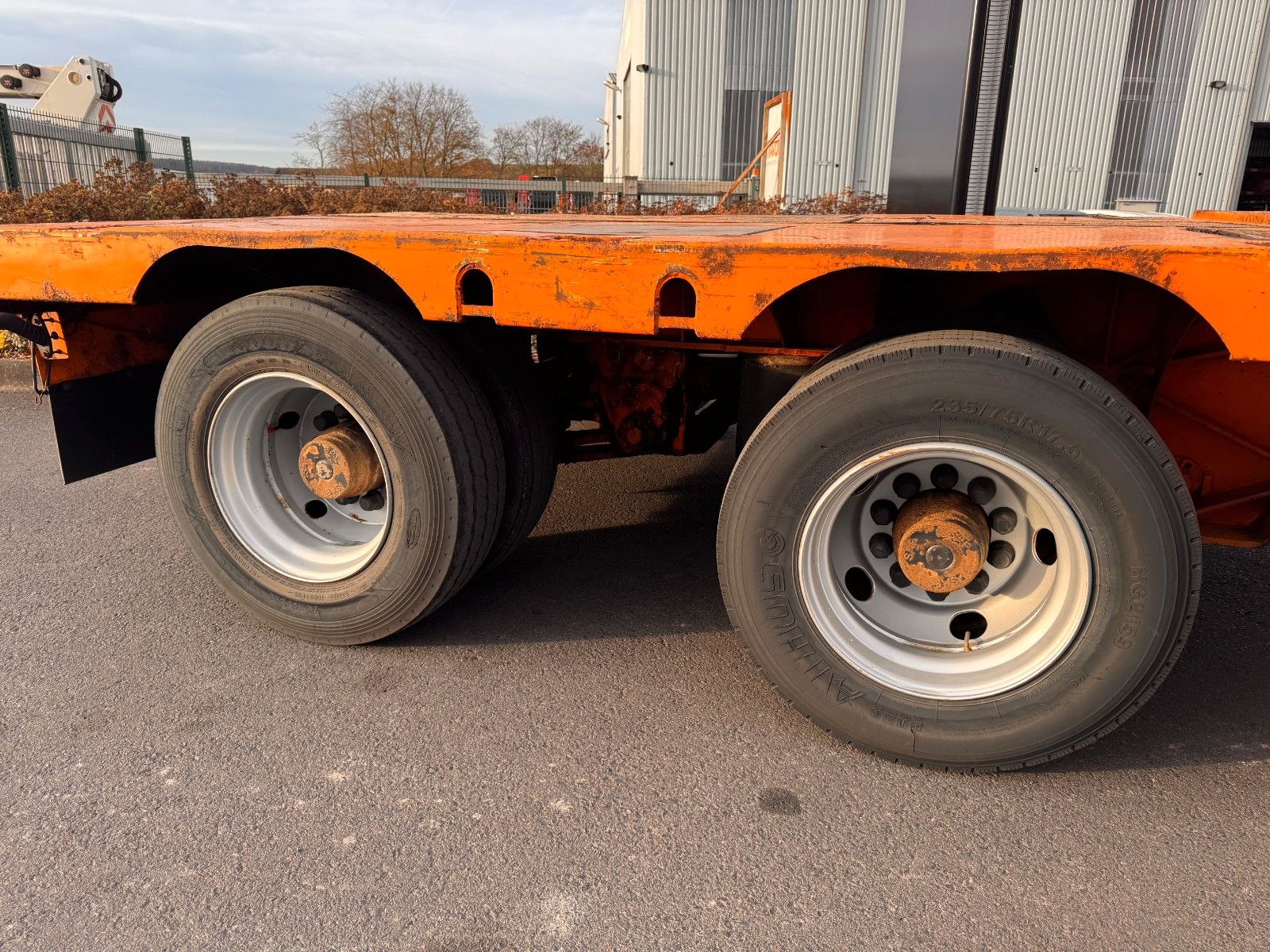 Fahrzeugabbildung Dinkel DSAFA 36000 Schräglader/Tieflader 2x Lenkachse