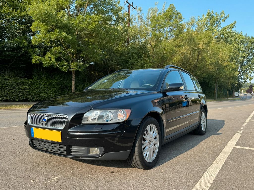 Volvo V50