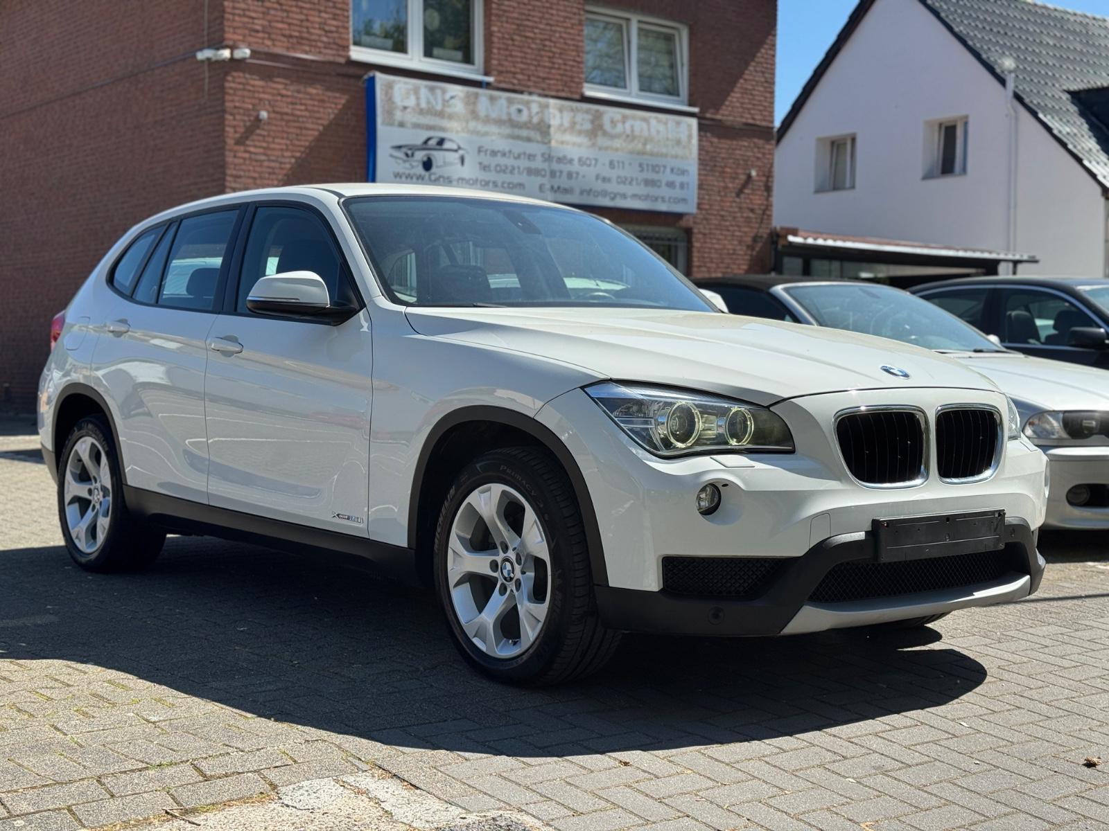 BMW X1 xDrive 20i Bi-Xenon/Klimaanlage/AHK/PDC/Euro6