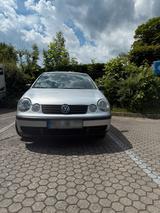 Volkswagen VW Polo 1.2 9N - Volkswagen Polo aus 2004 mit Benzin-Antrieb: Kleinwagen, Klimaanlage, 1.2