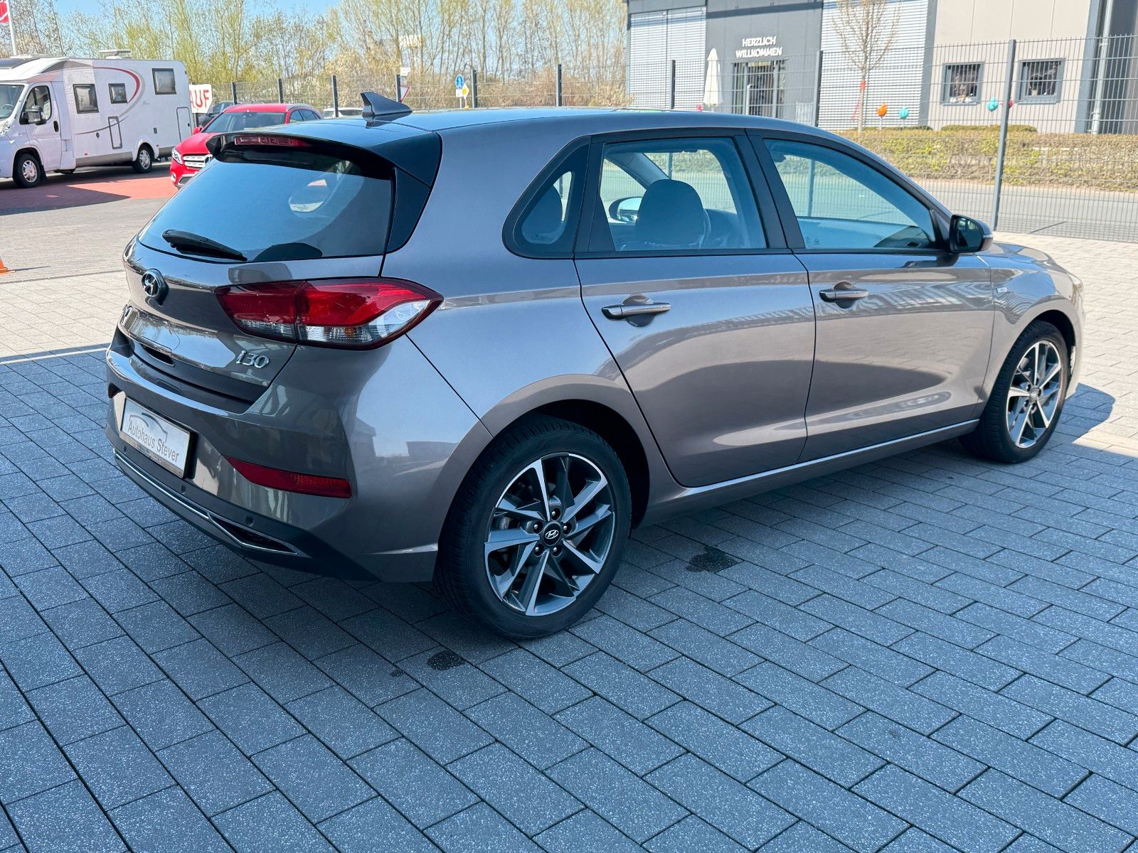 Fahrzeugabbildung Hyundai i30 Trend Mild-Hybrid,Navi,Sitzh.Kamera v+h