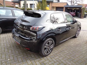 Bild 3 Peugeot 208 Allure Pack 1.2 PURETECH NAVI PDC RFK BT LED