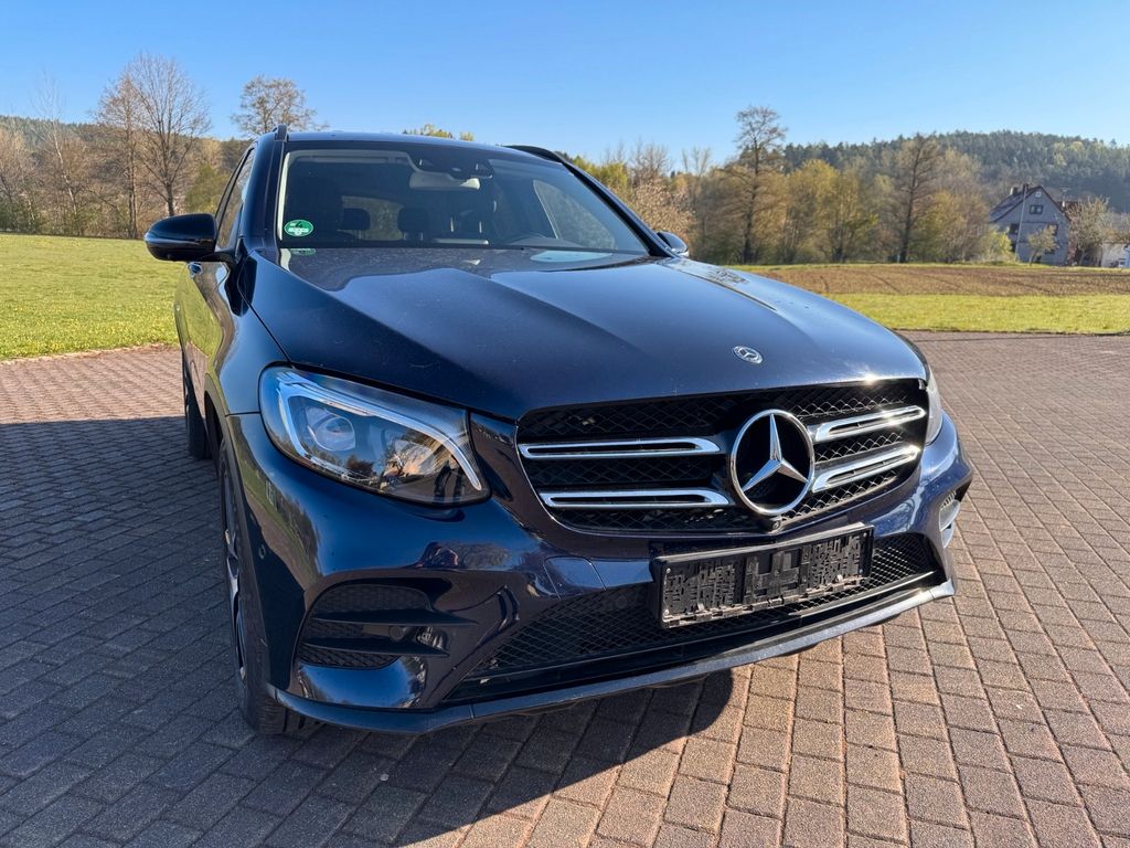Image of Mercedes-Benz GLC 250