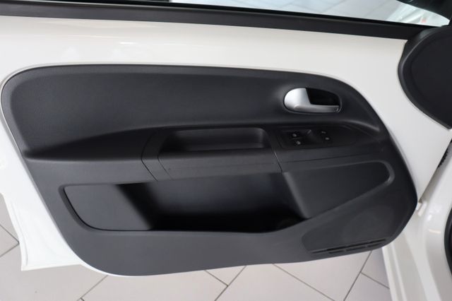 Fahrzeugabbildung Volkswagen up! move up!|1HAND|PDC|SERVO|BT|