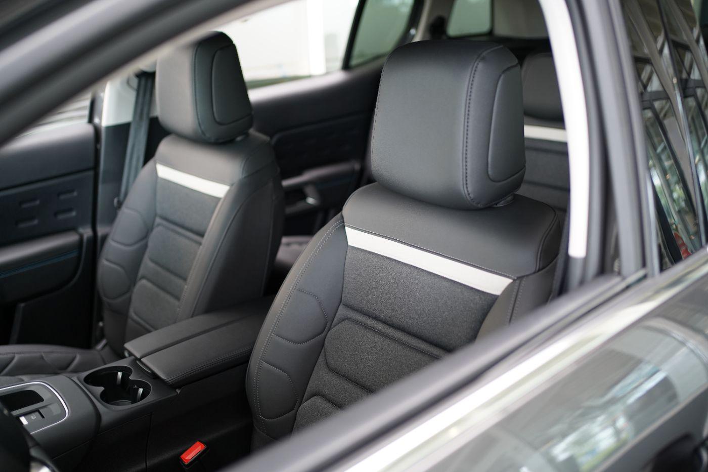 Citroën C5 Aircross Hybrid 145 Plus e-DCS6 Automatik Nav