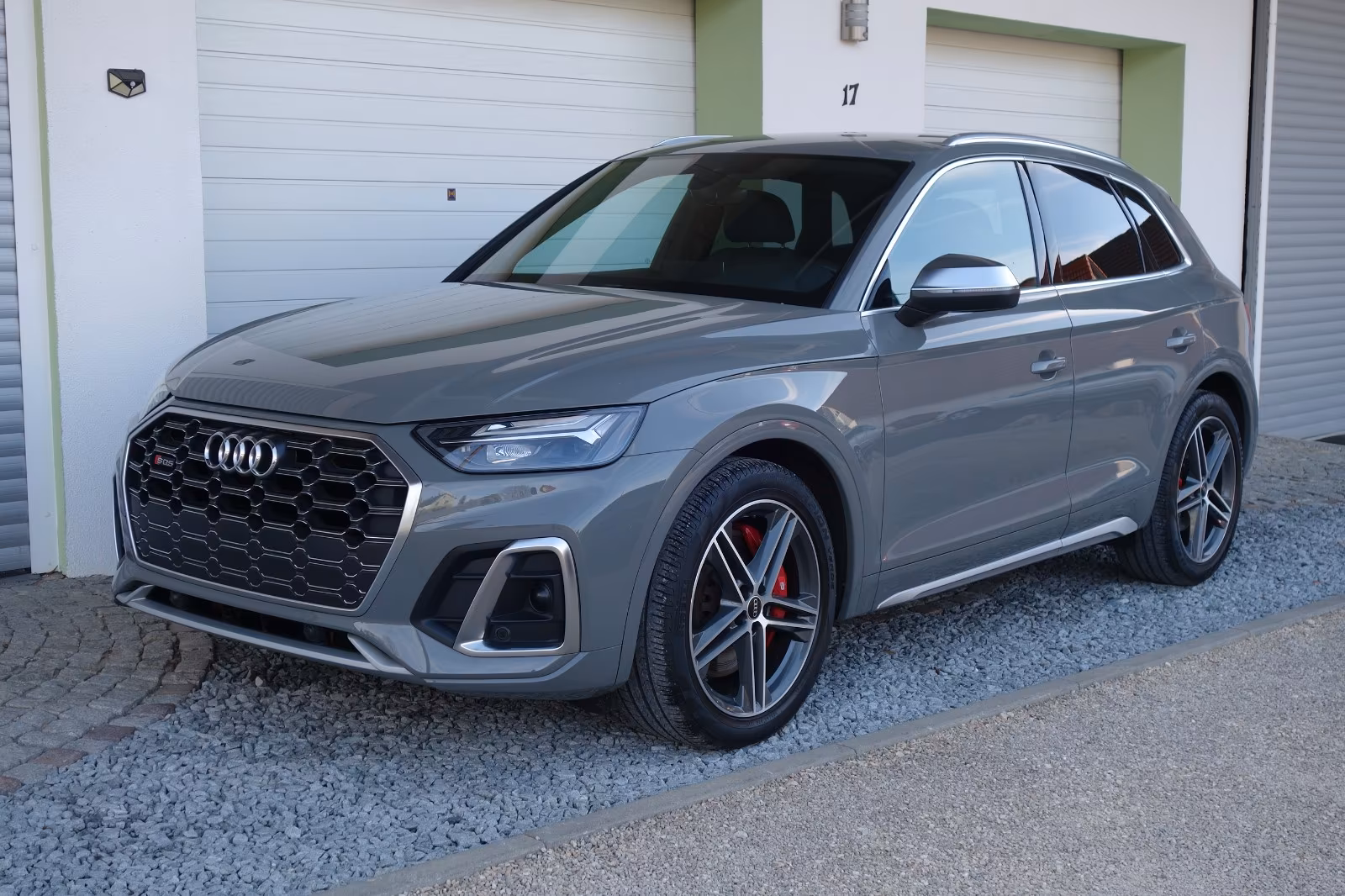 Audi SQ5 „Tour”Business”Navi”Kamera”StHz”AHK”Matrix”