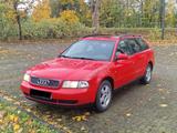 Audi A4 B5 1.8 Avant - Laserrot -TÜV NEU - Audi A4 aus 1997: Kombi