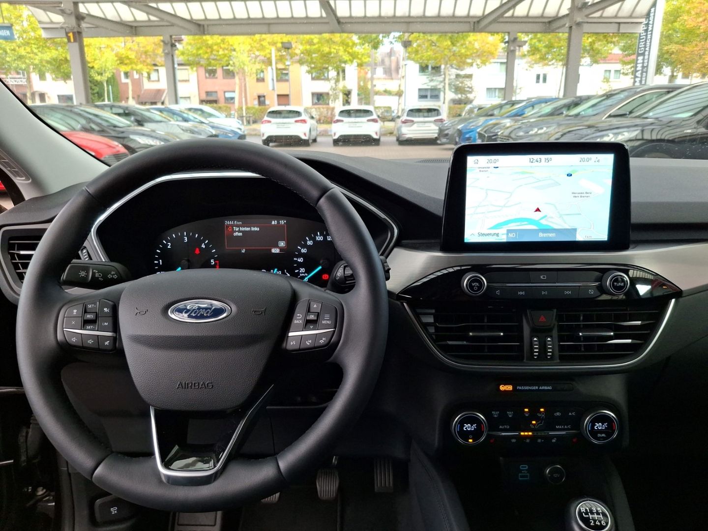 Fahrzeugabbildung Ford Kuga Hybrid Titanium X 110 KW TDCi, erst 2.440 K