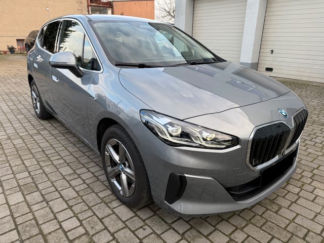 BMW 225e ixDrive Active Tourer *LED*NAVI*KAMERA*PDC*