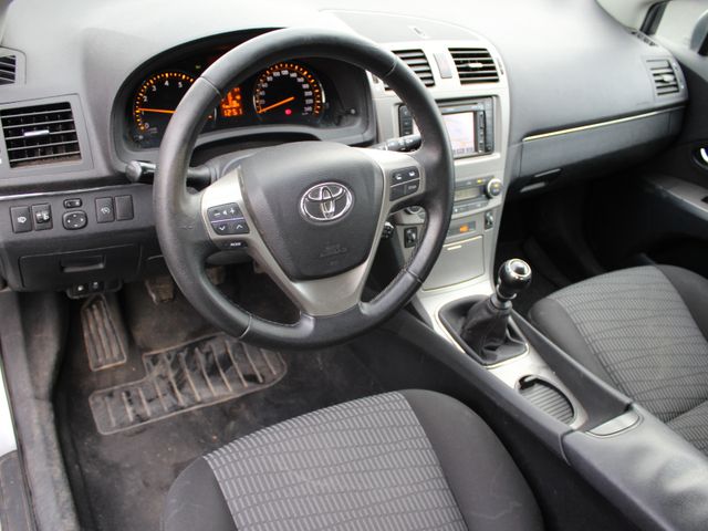 Avensis Combi 1,8 "Life"