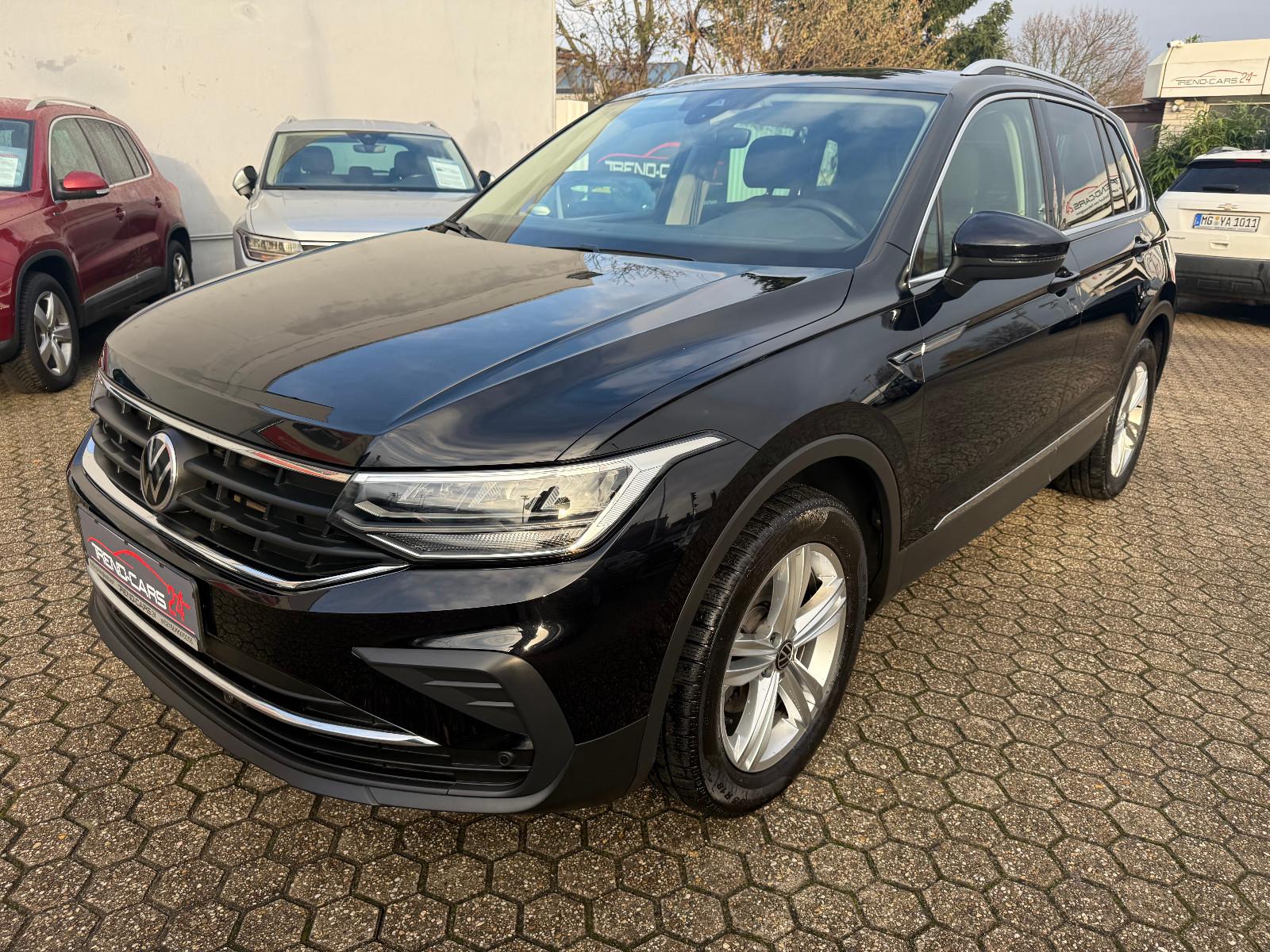 Volkswagen Tiguan Life 4Motion*ACC*AHK*NAVI*