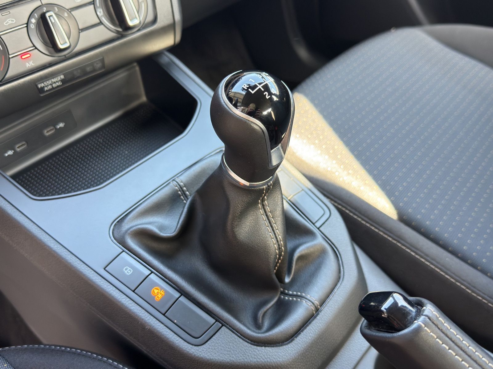 Fahrzeugabbildung SEAT Ibiza Style/Tempomat/Apple CarPlay/LED