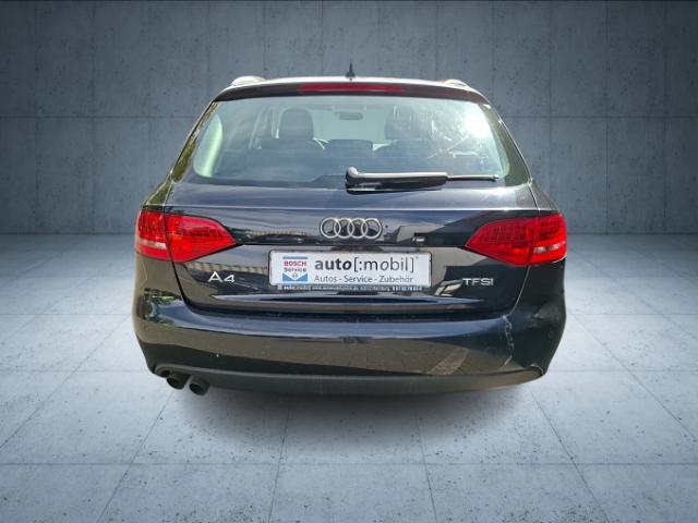 Audi A4 2011 — photo 5