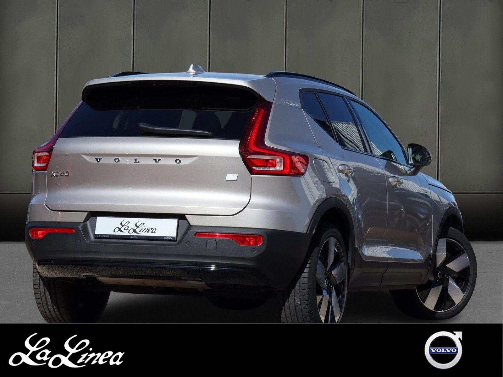 Volvo XC40 T5 Ultimate Dark Recharge Plug-In Hybrid Na imagem 2