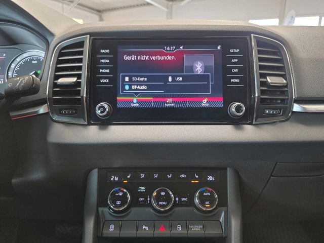 SKODA Karoq — Foto 22