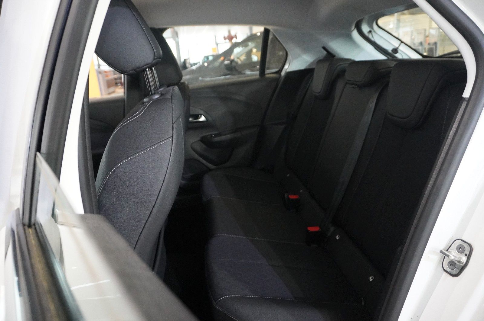 Fahrzeugabbildung Opel Corsa F 1.2T ELEGANCE NAVI/LED/VIRT/KAMERA/SPORT