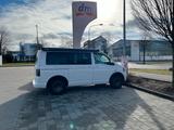 Volkswagen VW T5 4 Motion mit Dif. Sperre - Volkswagen T5 Caravelle: 4motion