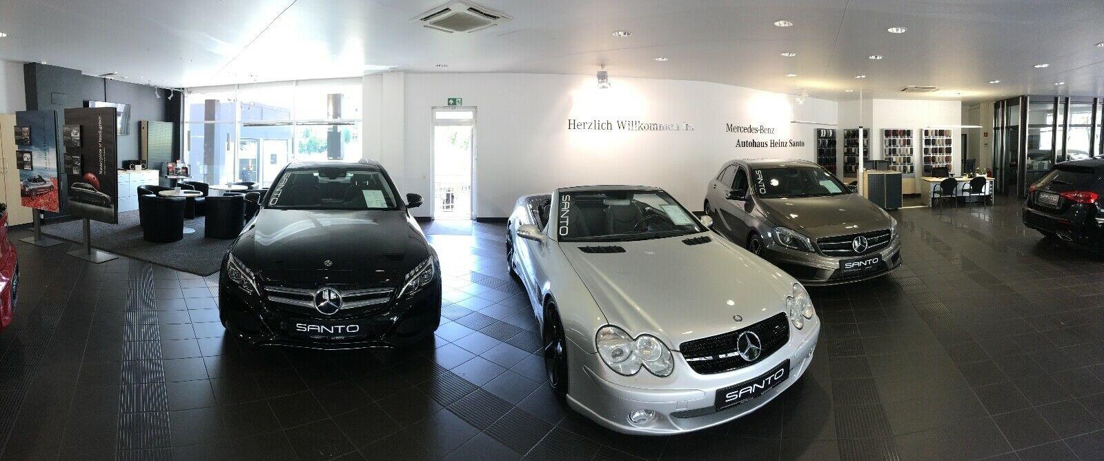 showroom-image-top