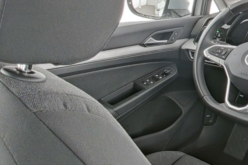 Volkswagen Golf Variant Life 1.5 TSI 96kW AHK*PDC*Tempo*SH