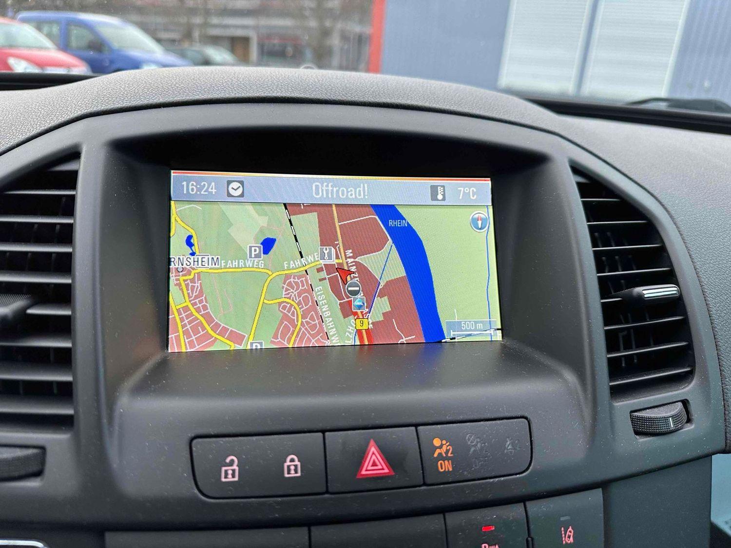 Opel Insignia 2013 — photo 19