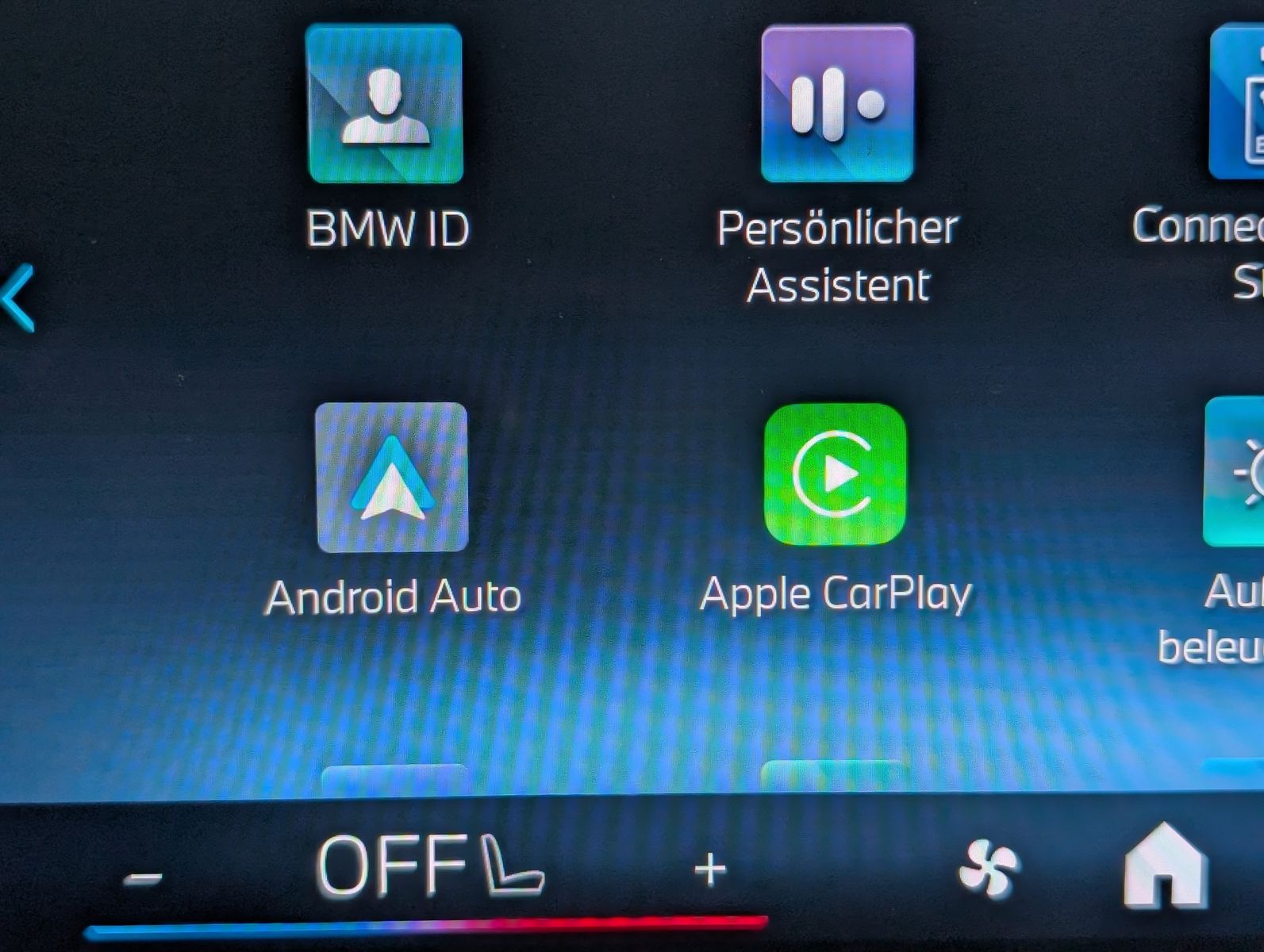 Fahrzeugabbildung BMW 218 Active Tourer d AHK Pano Cam Travel-Paket