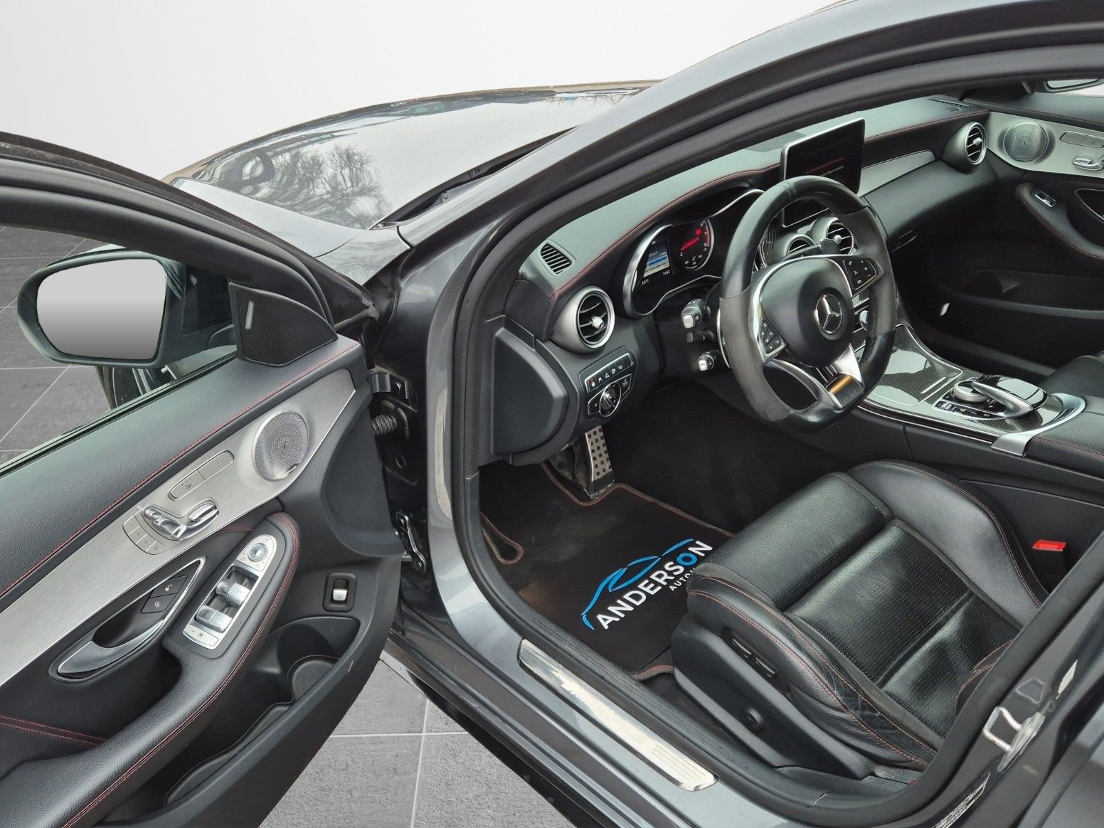 Fahrzeugabbildung Mercedes-Benz C43AMG PERF NIGHT BURM KAM LED HUD 360° HECK