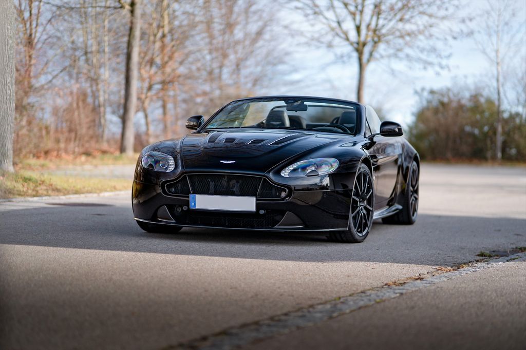 Angebot ansehen Aston Martin V12 Vantage
