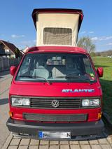 Volkswagen T3 Multivan Atlantic Westfalia 1,6 TD Oldtimer - rote Volkswagen T3 Multivan
