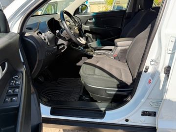 KIA Sportage - 11