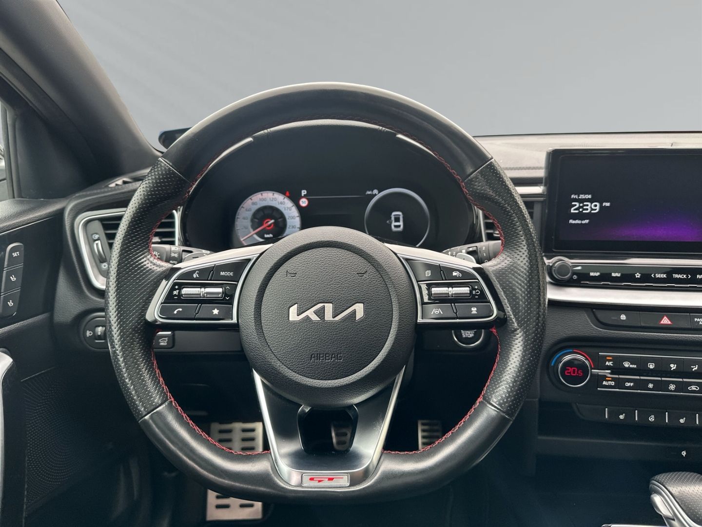 Fahrzeugabbildung Kia ProCeed GT 1.6 T-GDI+El. Panodach+Navi+Leder+Dig
