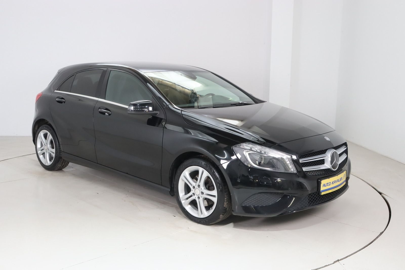 Fahrzeugabbildung Mercedes-Benz A 200 CDI * Bi-Xenon * Navi * Teilleder