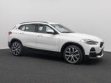 BMW X2 sD18i Kamera LED DAB GeschwindigReg Sportsitz - BMW: Weiß